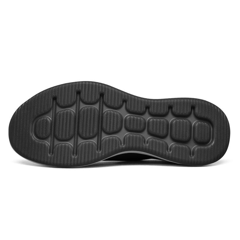 China Footwear Fashion Breathable Outdoor Zapatos Comfortable  Light Weight Slip On Men's Casual Shoes