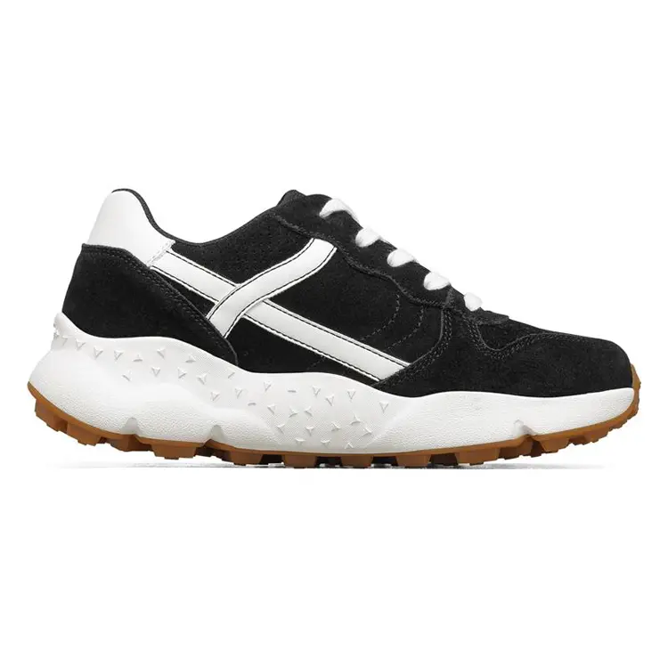 Custom Your Logo Color Size Women Men Brand Latest Design Durable Sports Shoes In China