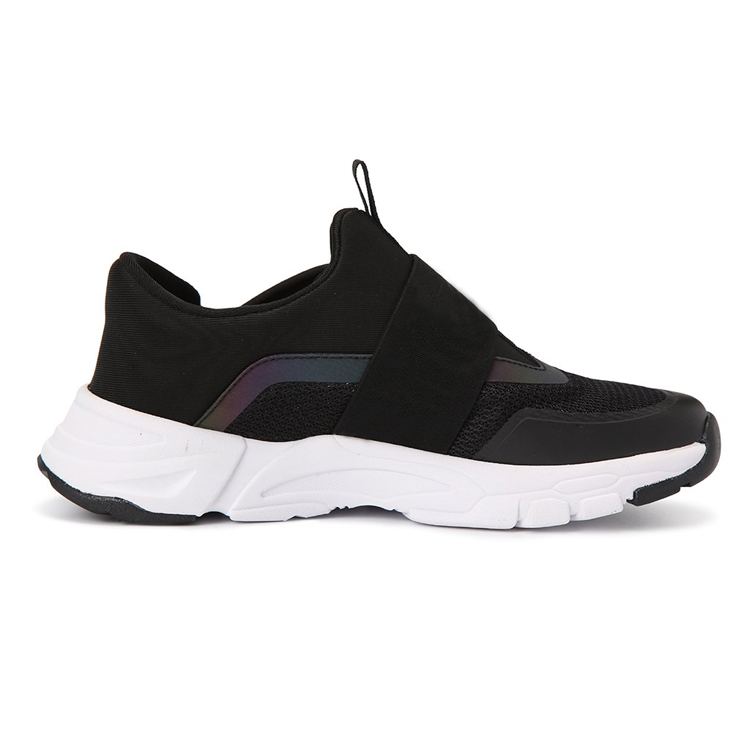China Wholesale New Design Children Anti-slip Playing Sneaker Kids Sports Shoes Running